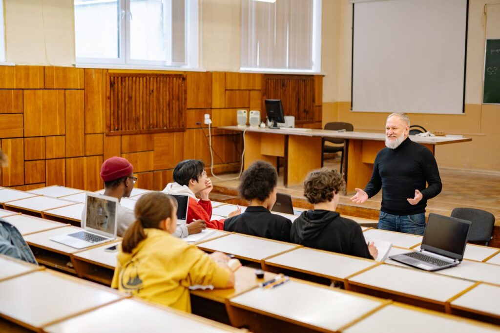 illustrating the best AI presentation makers for students and teachers in 2026